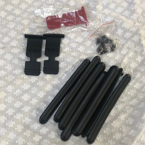 Tumi Bag Replacement Parts - Picture 1 of 10